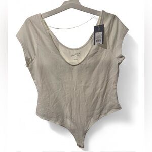 Size Large Universal Thread Women's White Bodysuit